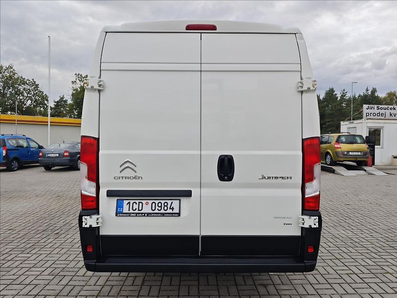 Citroën Jumper 2,2 BlueHDi140 S&S MAN6  FURGO - fotka 5 z 20