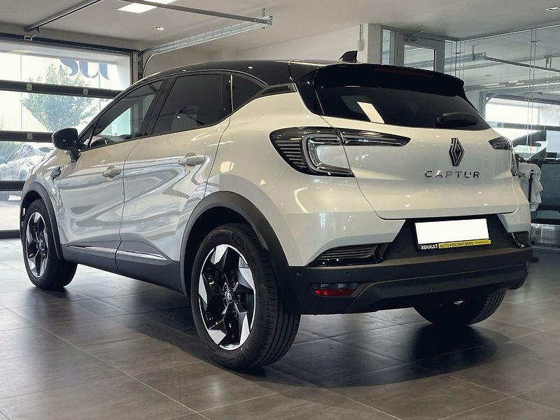 Renault Captur (2026) Techno 1,0TCe 90k - fotka 3 z 28