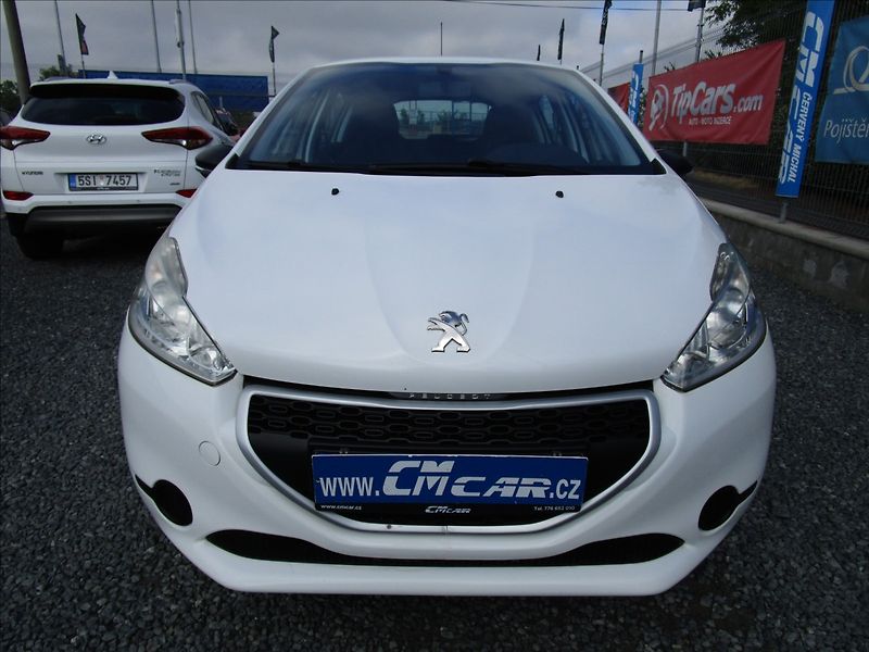 Peugeot 208 1.0i - fotka 2 z 40