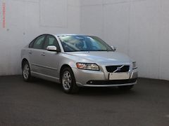 Volvo S40 (2007) 2.5 i, 1.maj, servis.kniha - fotografie inzerátu