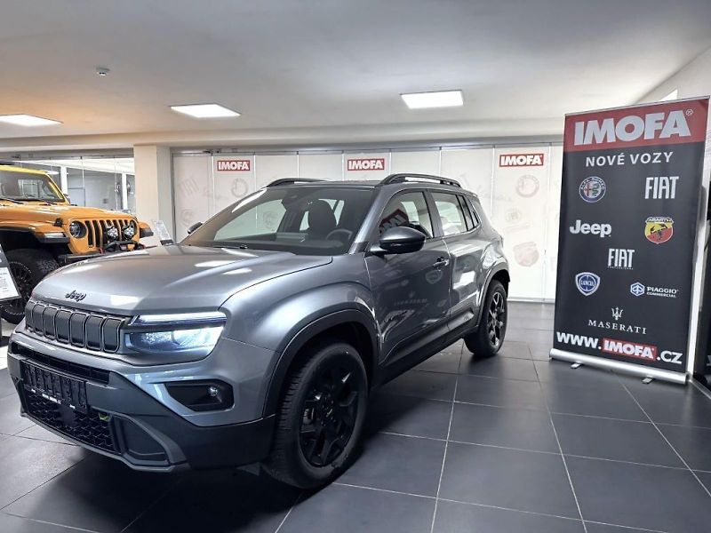 Jeep Avenger (2026) 1.2 T e-hybrid AT 145k 4xe Upl - fotka 3 z 20