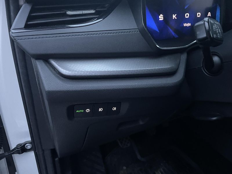 Škoda Octavia (2021) 1.5 Tsi 110 kw Ambition  - fotka 20 z 26