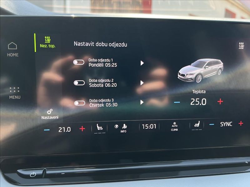 Škoda Octavia 2,0 TDI 110kW Style webasto - fotka 26 z 31