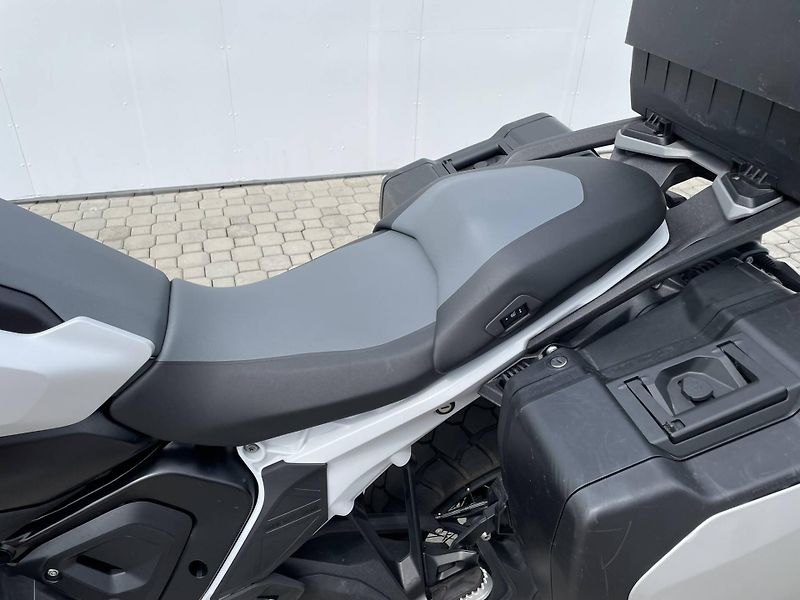 BMW (2026) R 1300 GS - fotka 12 z 15