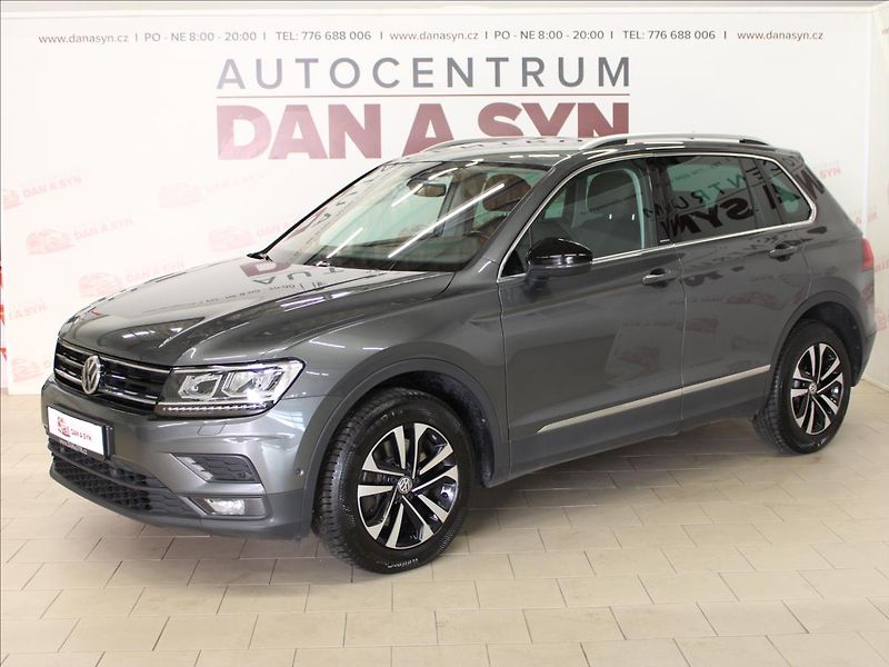 Volkswagen Tiguan 2,0 TSi 140 KW, LED, DSG, 4 Mo - fotka 1 z 30