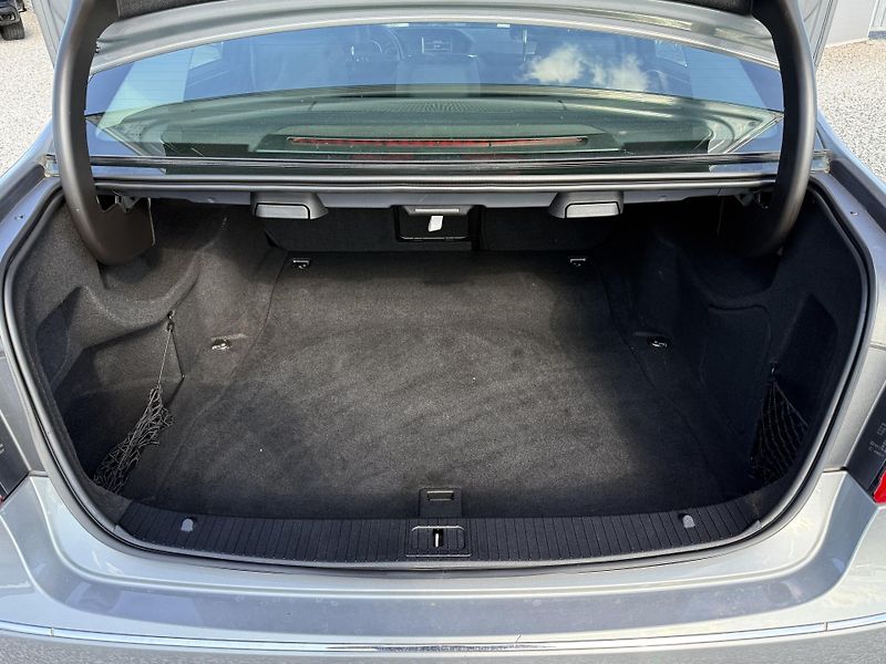 Mercedes-Benz Třídy E E 200 CDI Avantgarde REZERVACE - fotka 12 z 35