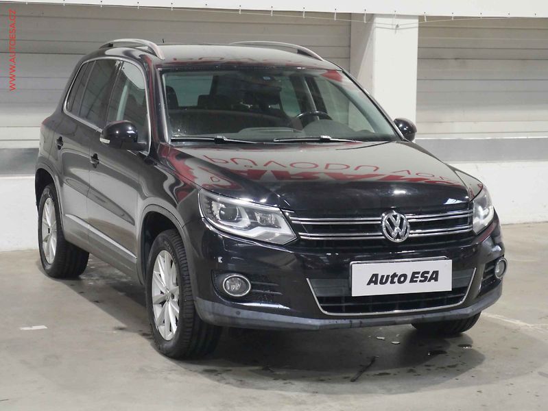 Volkswagen Tiguan (2011) 2.0TDi 4x4, ČR, Klima - fotografie inzerátu