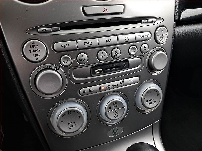 Mazda 6 (2005) 2.3 AWD, 4X4, Automat, Tažné - fotka 15 z 17