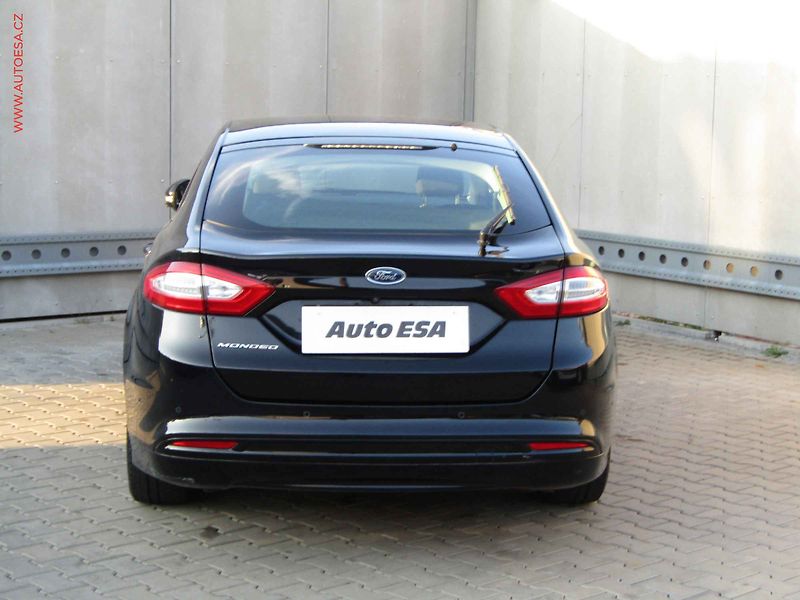 Ford Mondeo (2018) 2.0 TDCi, Automat, navi - fotka 5 z 21