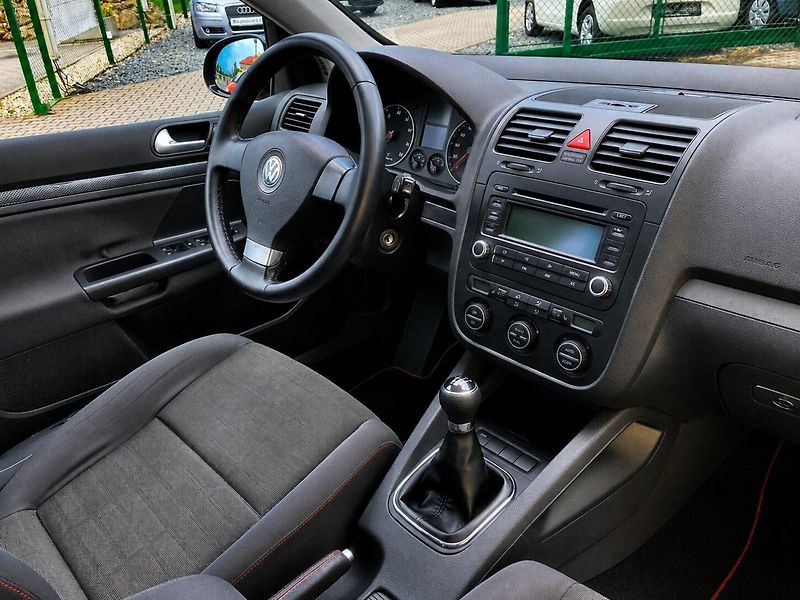 Volkswagen Golf 1,4 16V (55kW)*DIGI KLIMA* - fotka 10 z 15