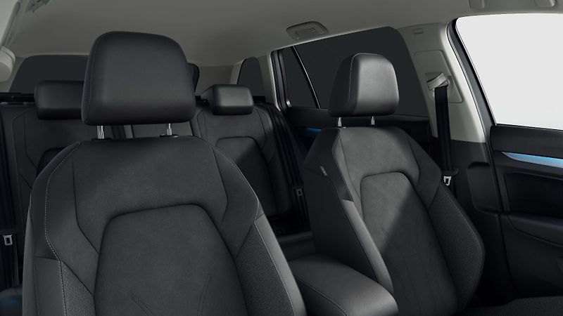 Volkswagen Golf (2026) People 1,5 TSI 110 kW - fotka 7 z 8