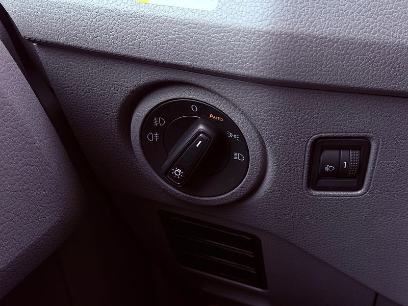 Volkswagen 2.0 TDi DSG8, Obytný vůz - fotka 31 z 33