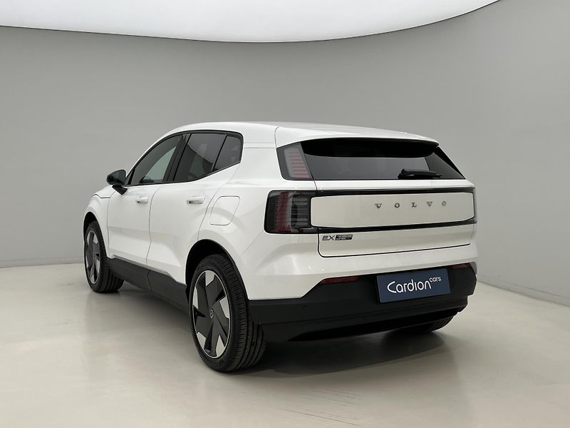 Volvo EX30 (2026) P8 AWD electric PLUS REZERVACE - fotka 9 z 45