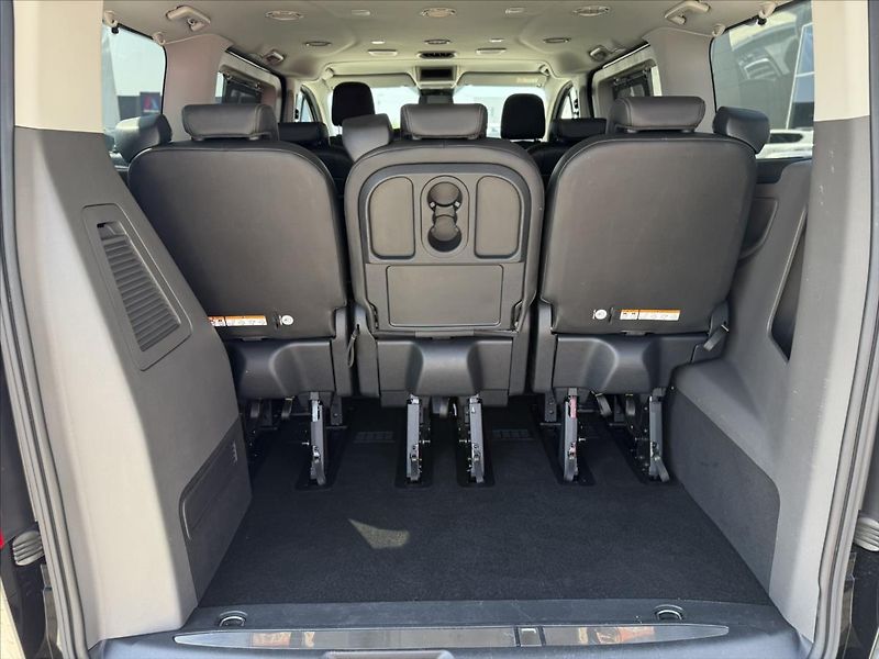 Ford Tourneo Custom 2,0 136kW Sport L1 Webasto - fotka 13 z 29