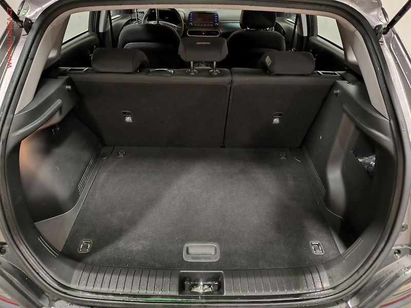 Hyundai Kona (2018) 1.0 T-GDi, LED, AC - fotka 7 z 17