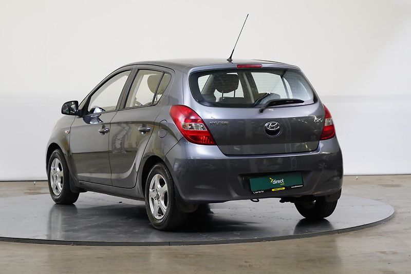 Hyundai i20 - fotka 7 z 22