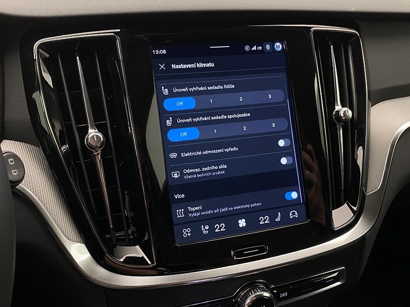Volvo V60 (2026) T6 AWD Plug-in DARK PLUS - fotka 44 z 64