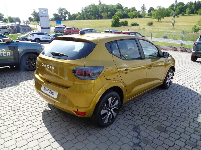 Dacia Sandero (2026) Expression TCe 100    - fotka 6 z 15