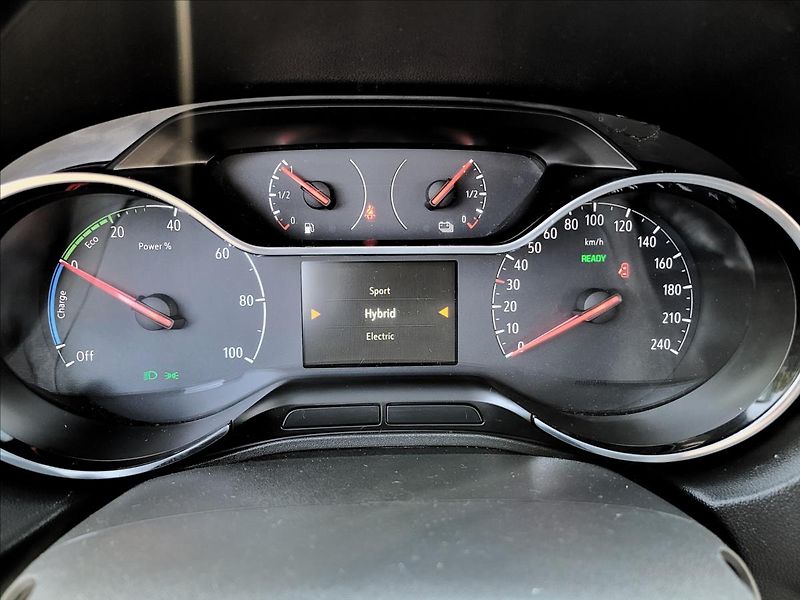 Opel Grandland X 1,6 PHEV,E-AT,Elegance,led,nav - fotka 20 z 50