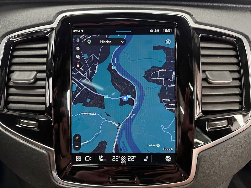 Volvo XC90 B6 AWD ULTIMATE BRIGHT, WEBAST - fotka 12 z 35