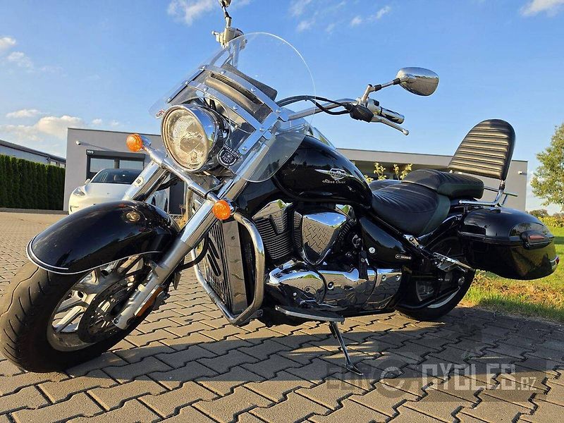 Suzuki Intruder C 1800 R (2009) - fotka 7 z 17