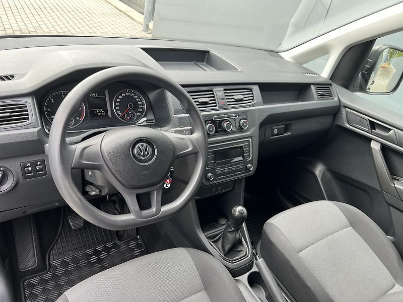 Volkswagen Caddy (2019) 2,0TDi 55kW - fotka 13 z 25