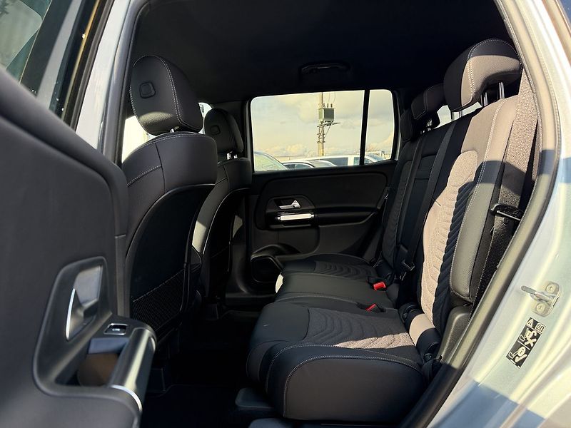 Mercedes-Benz GLB 200 d 4MATIC Progressive E - fotka 13 z 32