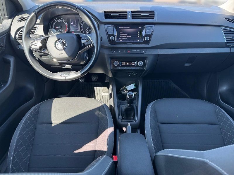 Škoda Fabia (2022) AMBITION 1.0TSI 70kW CZ DPH - fotka 9 z 11