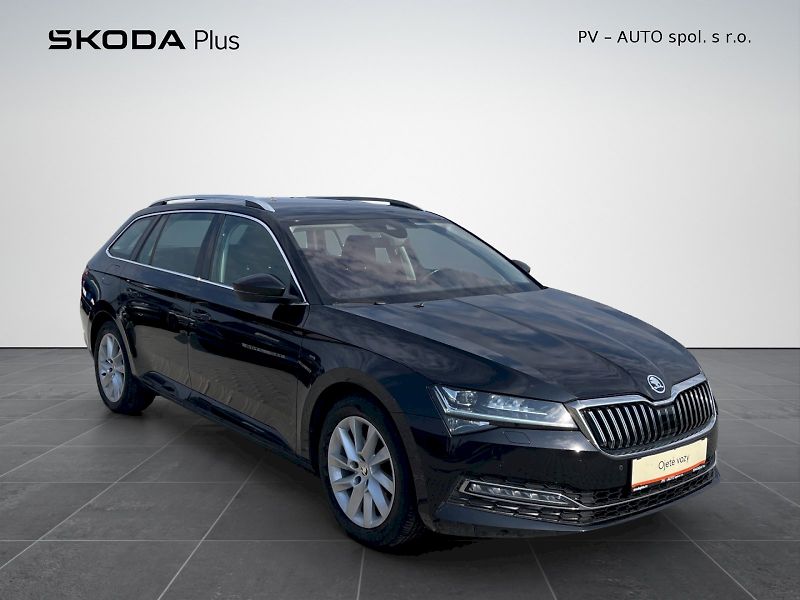 Škoda Superb (2021) 2.0 TDI 147 kW DSG 4x4 Style P - fotka 29 z 35