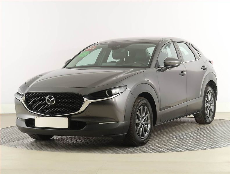 Mazda CX-30 (2022) Skyactiv-X 2.0 - fotka 2 z 22