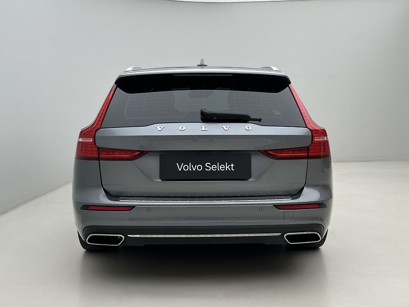 Volvo V60 T6 AWD RECHARGE INSCRIPTION - fotka 12 z 47