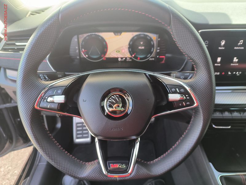 Škoda Octavia (2022) 2.0 TSi, RS, panor, Webasto - fotka 24 z 34