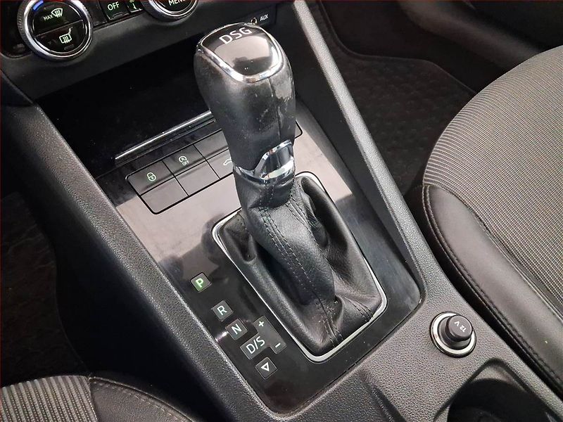 Škoda Octavia (2017) 2.0 TDI, Automat, Tempomat - fotka 13 z 23