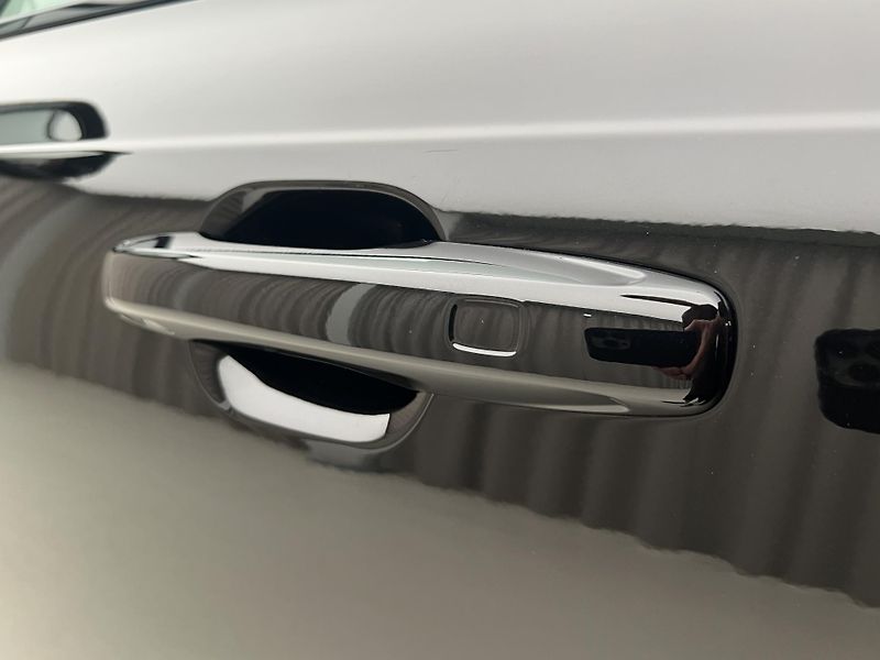 Volvo XC90 (2026) T8 AWD AUT RECHARGE DARK PLUS - fotka 18 z 49