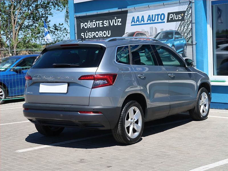 Škoda Karoq (2019) Style 1.5 TSI - fotka 5 z 22