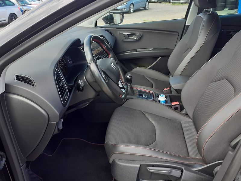 Seat Leon (2018) 1.4 TSi FR 110Kw - fotka 29 z 49