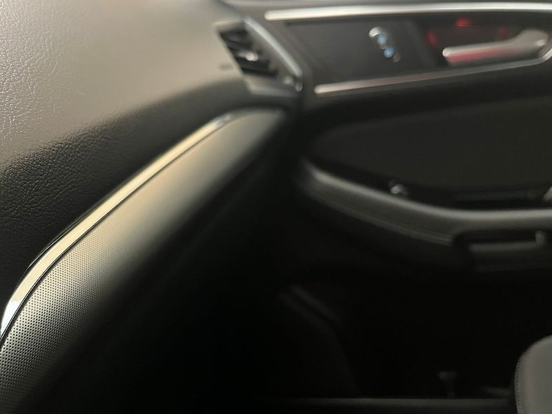 Ford Galaxy 2.5 HEV TITANIUM LED 7míst - fotka 26 z 66