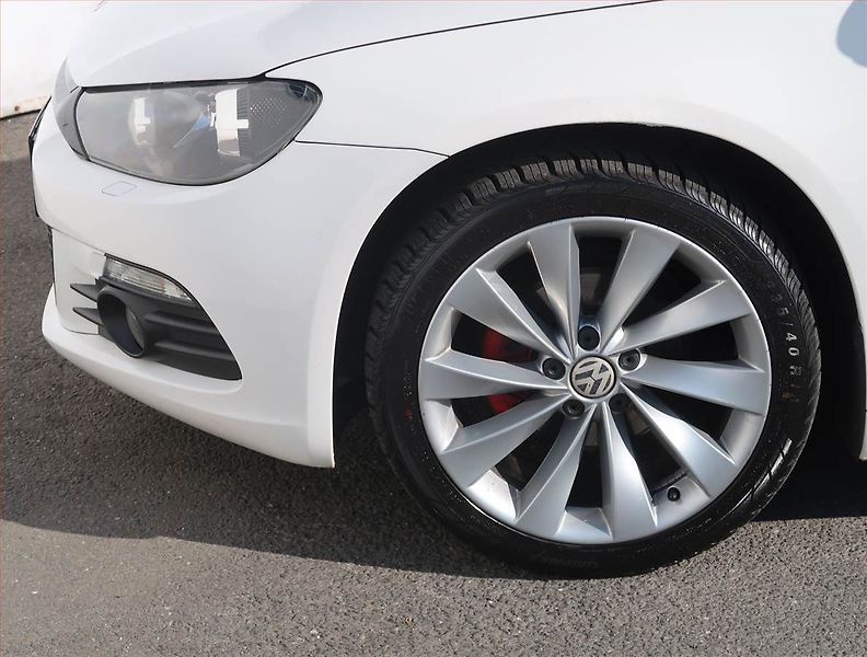 Volkswagen Scirocco (2009) Sport 1.4 TSI, Xenony - fotka 14 z 17