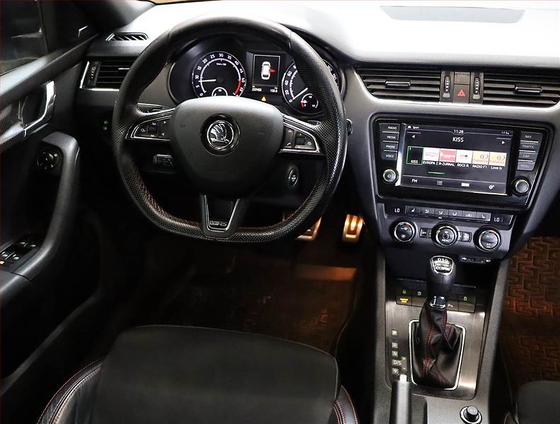 Škoda Octavia (2016) RS 2.0 TDI, Automat, Kůže - fotka 7 z 23