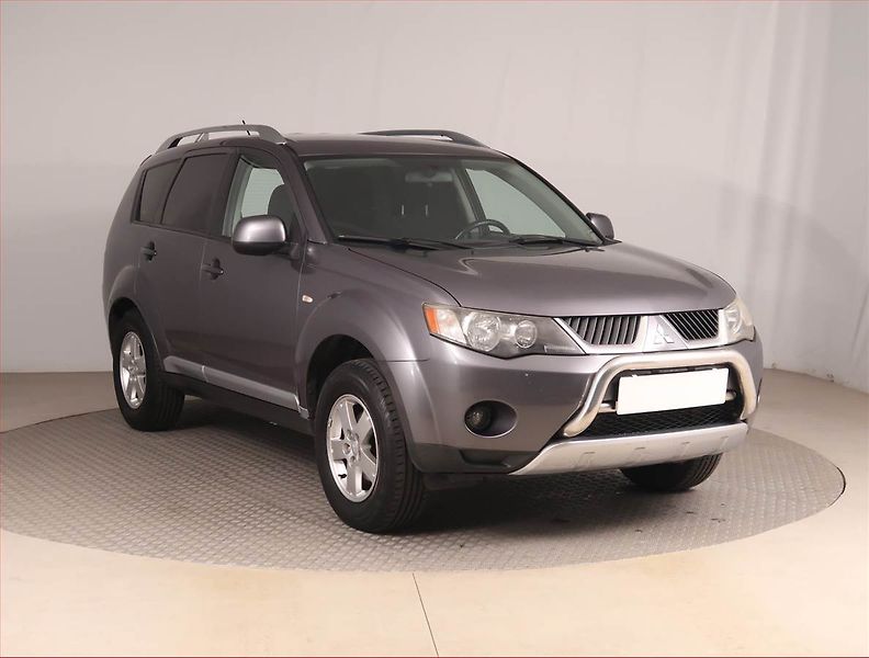 Mitsubishi Outlander (2008) Intense 2.0 DI-D, 4X4 - fotografie inzerátu