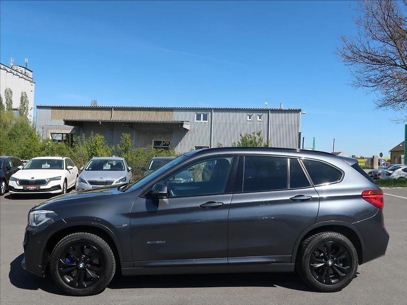 BMW X1 2,0 xd,140kW,ČR,M-Paket,DPH - fotka 6 z 27