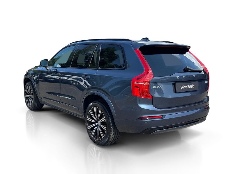 Volvo XC90 B5 (nafta) AWD PLUS DARK - fotka 3 z 51
