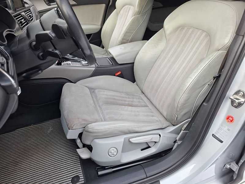 Audi A6 Allroad (2014) 3.0TDI 150kW S-TRONIC -VÝBAVA - fotka 27 z 47