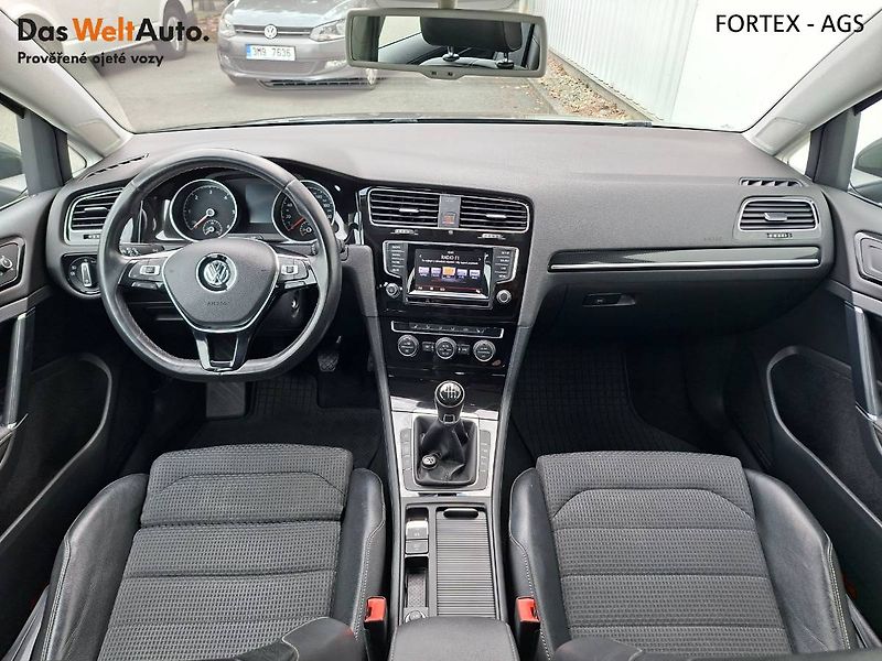 Volkswagen Golf (2014) Variant, 2.0 TDI,110kW,4Motion - fotka 9 z 29