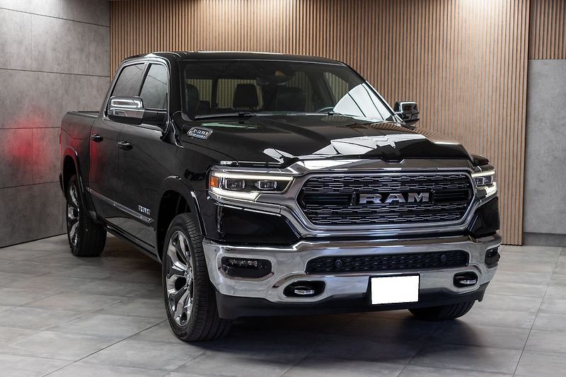 Dodge RAM 5.7 HEMI*LIMITED*AIR*LPG*ČR 1M - fotka 3 z 48