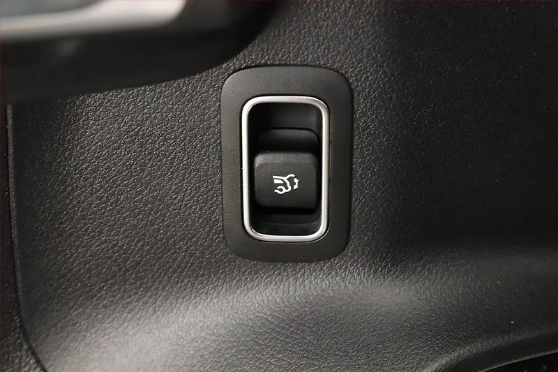 Mercedes-Benz GLB (2021) 200 d 4MATIC - fotka 11 z 21