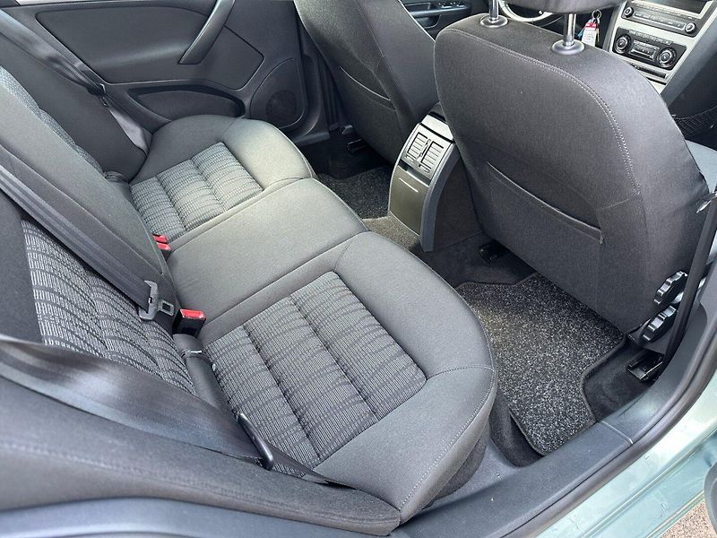 Škoda Octavia (2010) 1.4Tsi 90kw - fotka 13 z 28