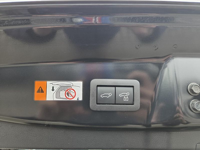 Toyota Prius (2025) 2.0 Plug-in Hybrid - fotka 7 z 17