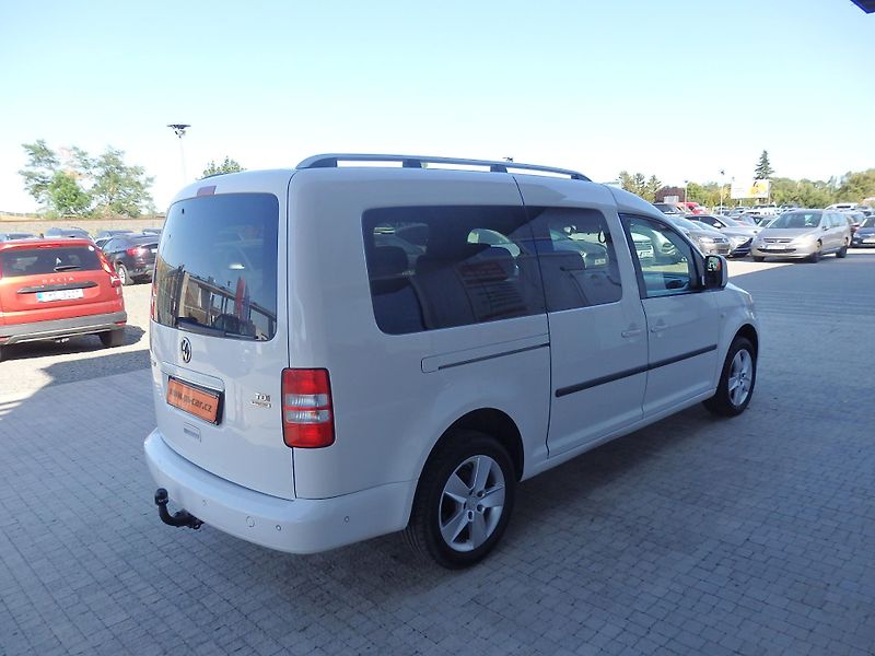Volkswagen Caddy MAXI 1.6 TDI 7 MÍST, ZÁVĚS - fotka 4 z 21
