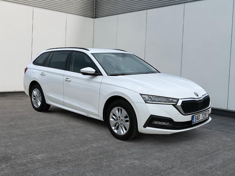 Škoda Octavia (2022) AMBITION 2.0TDI 110kW DSG 4x4  - fotka 3 z 11
